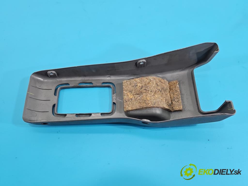 Suzuki JIMNY III 1998-2018 1.3 16V VVT 80 hp manual 59 kW 1298 cm3 3- kryt plastová 75811-81A00