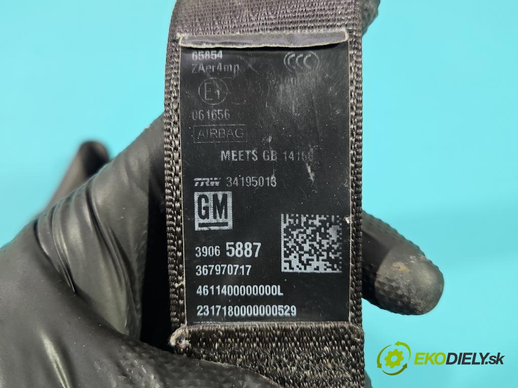 Opel Astra V  2015-2022 1.4 T 125 hp manual 92 kW 1399 cm3 5- stěna bezpečnost přední levý 39040718