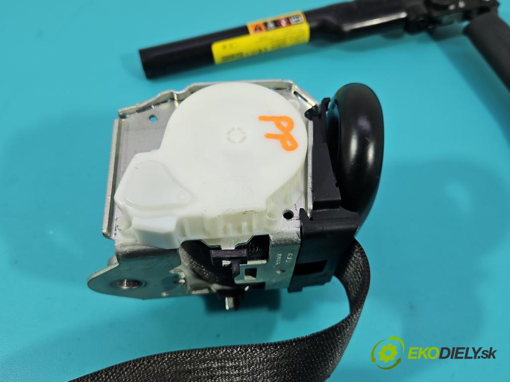 Opel Astra V  2015-2022 1.4 T 125 HP manual 92 kW 1399 cm3 5- pas bezpečnosť: predné pravý 39065888