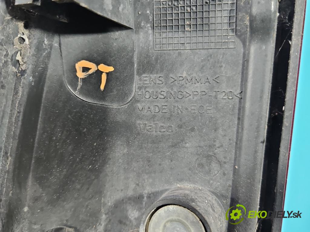 Suzuki JIMNY III 1998-2018 1.3 16V VVT 80 hp manual 59 kW 1298 cm3 3- světlo zadní pravé  (Klika dveří ostatní)