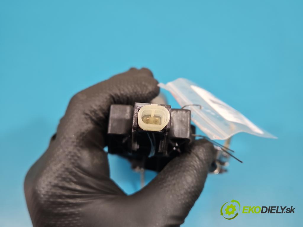 Audi A6 C7 2011-2018 3.0 TDI 204 HP automatic 150 kW 2967 cm3 5- rukoväť predné ľavé mimo: 4H1837885 (Kľučka dverí vonkajšia predná ľavá)