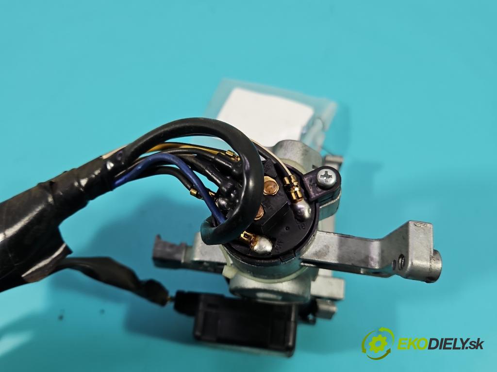 Suzuki JIMNY III 1998-2018 1.3 16V VVT 80 HP manual 59 kW 1298 cm3 3- Spínačka 33970-80G01 (Spínacia skrinka)