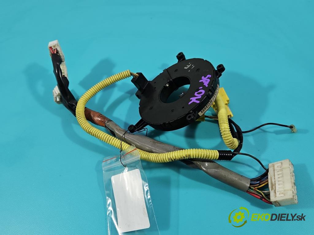 Suzuki JIMNY III 1998-2018 1.3 16V VVT 80 HP manual 59 kW 1298 cm3 3- Páska: airbag  (Airbag)