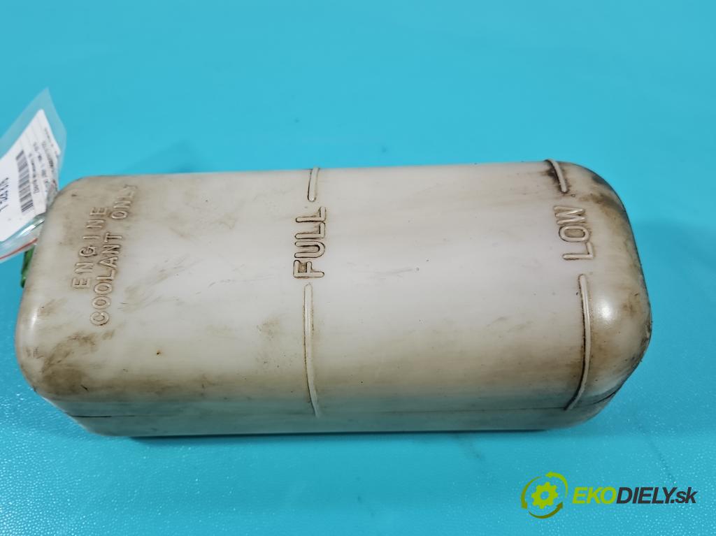 Suzuki Jimny III 1998-2018 1.3 16V VVT 80 HP manual 59 kW 1298 cm3 3- Nádrž: kompenzačné: