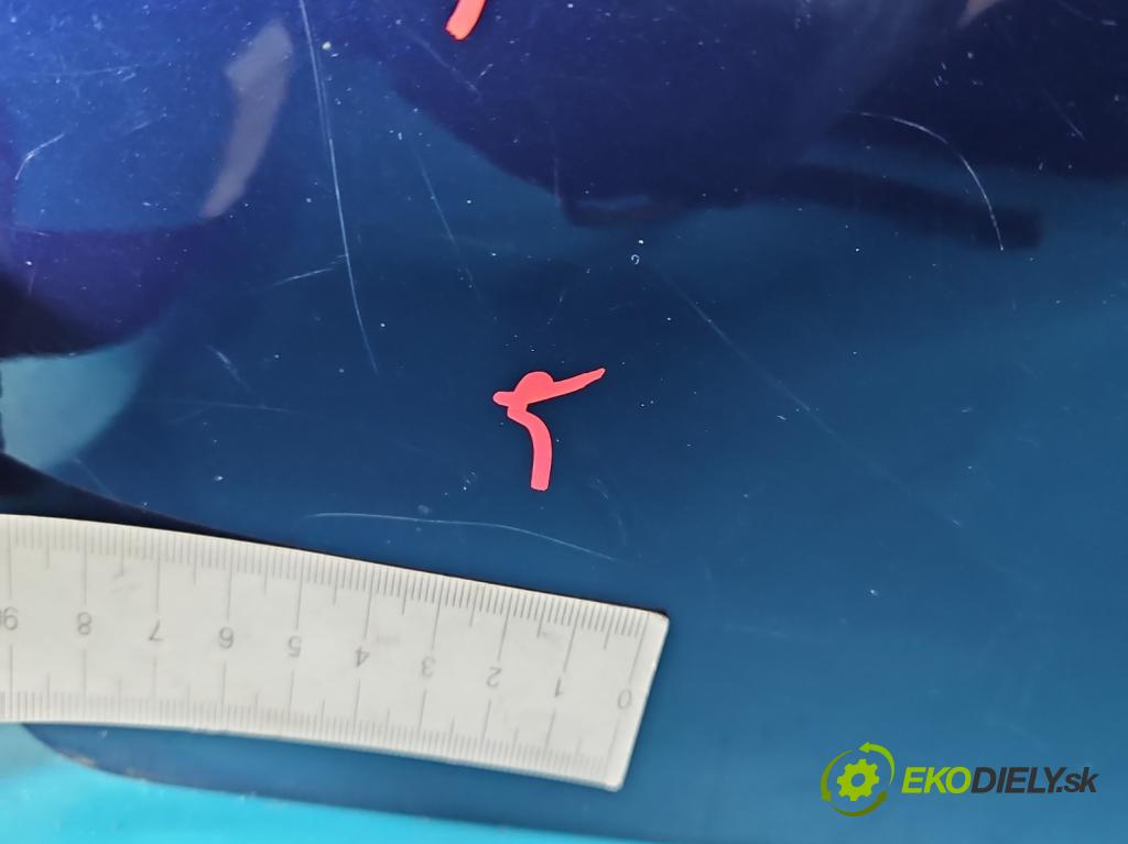 Vw Polo III 6N 1994-2001 1.4 MPI 60 hp manual 44 kW 1390 cm3 5- zadní kufrové dveře  (Zadní kapota (kufr))