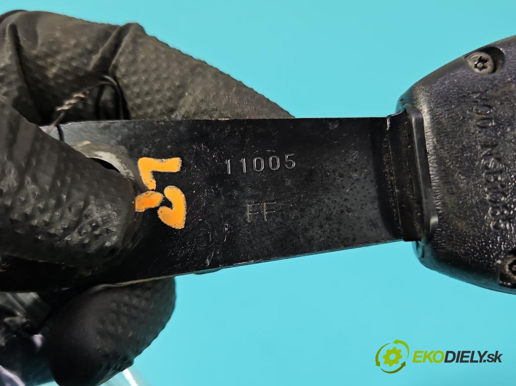 Suzuki Jimny III 1998-2018 1.3 16V VVT 80 hp manual 59 kW 1298 cm3 3- stěna bezpečnost přední levý