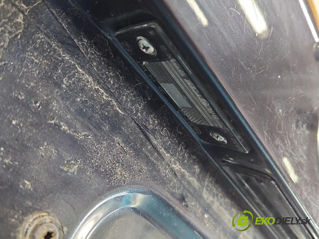 Vw Passat B5 1995-2005 1.9 TDI 131 hp manual 96 kW 1896 cm3 5- zadní kufrové dveře  (Zadní kapota (kufr))