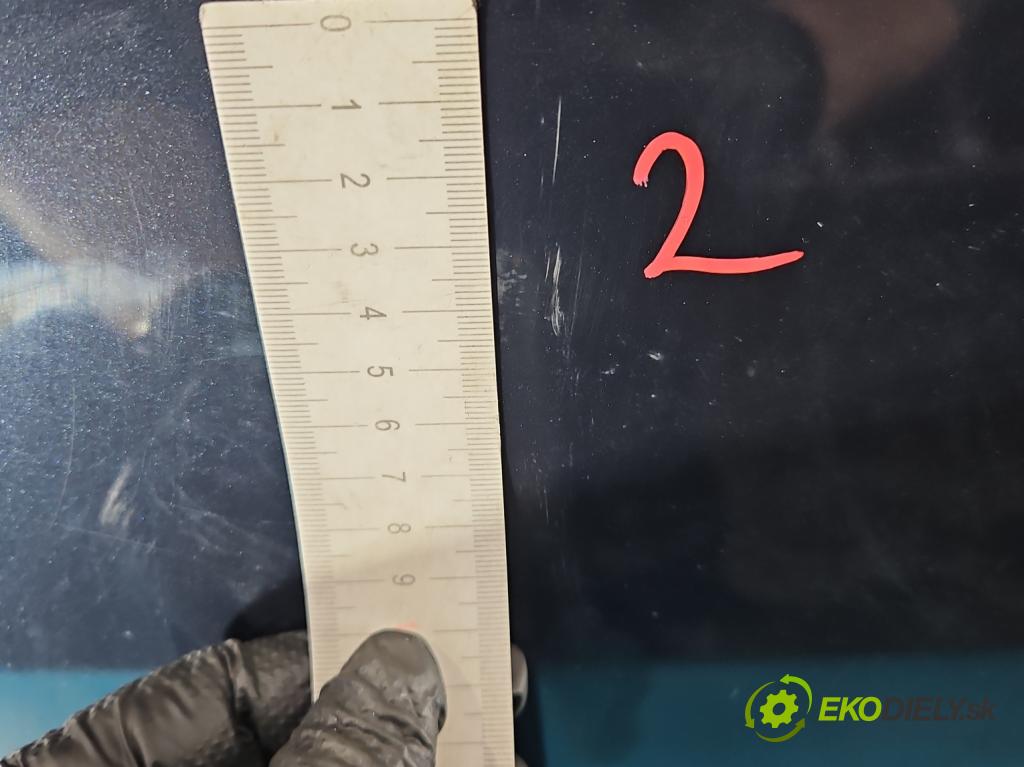 Vw Passat B5 1995-2005 1.9 TDI 131 HP manual 96 kW 1896 cm3 5- dvere predné ľavé  (Kľučka dverí ostatné)