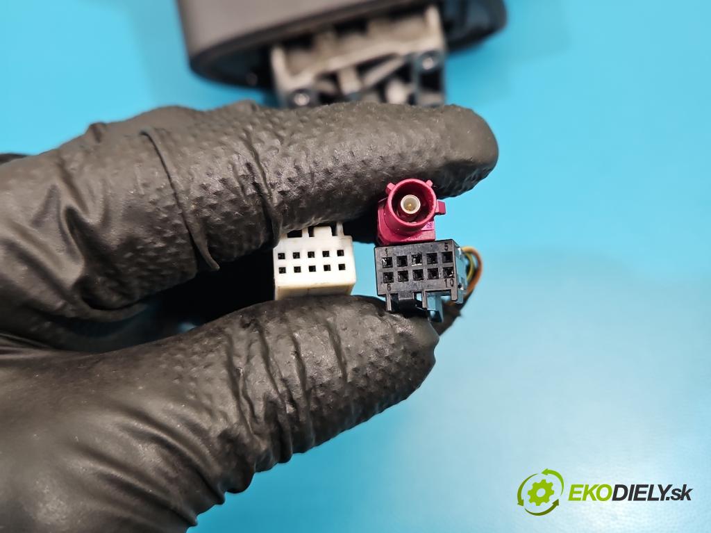 Mercedes CLA C118/X118 2019-2025 1.3b: 163 hp automatic 120 kW 1300 cm3 4- zpětné zrcátko pravé  (Klika dveří ostatní)