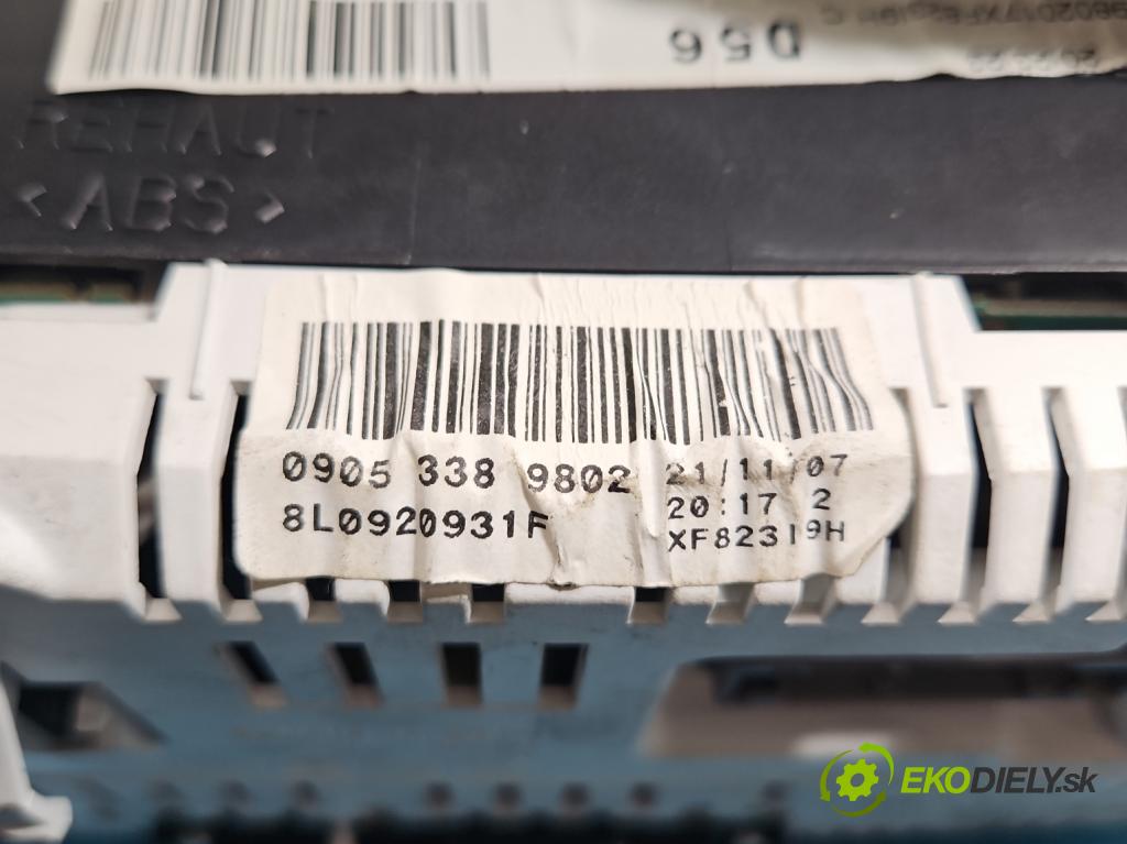 Audi A3 8L 1996-2003 1.8 T 150 HP automatic 110 kW 1781 cm3 3- prístrojovka/ budíky 8L0920931F (Prístrojová doska)