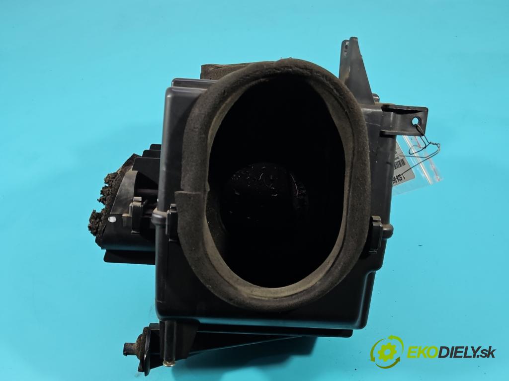 Suzuki JIMNY III 1998-2018 1.3 16V VVT 80 HP manual 59 kW 1298 cm3 3- obal filtra vzduchu 95422-81A1 (Obal vzduchového filtra)