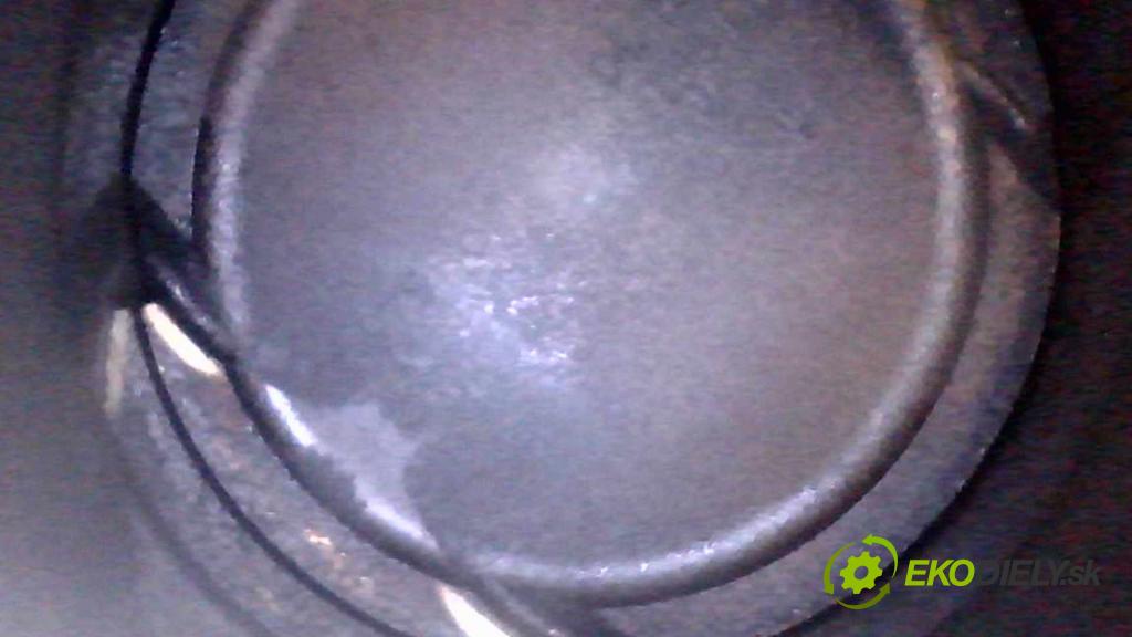 Seat Leon I 1999-2005 1.6 16v 105 hp manual 77 kW 1598 cm3 5- motor benzín BCB