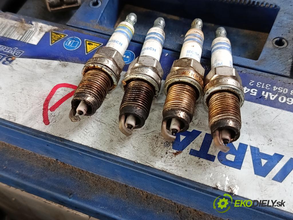 Seat Leon I 1999-2005 1.6 16v 105 HP manual 77 kW 1598 cm3 5- motor benzín: BCB