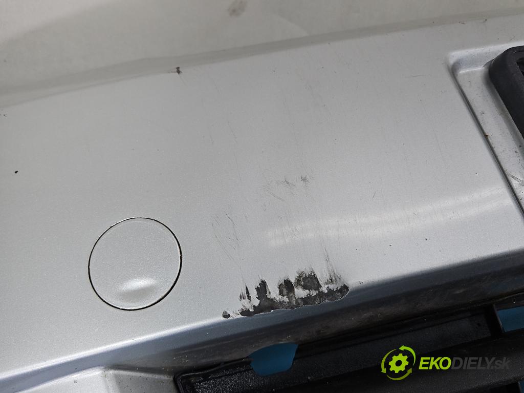 Opel Meriva A 2002-2010 1.6 16v 101 HP manual 74 kW 1598 cm3 5- nárazník predné  (Kľučka dverí ostatné)
