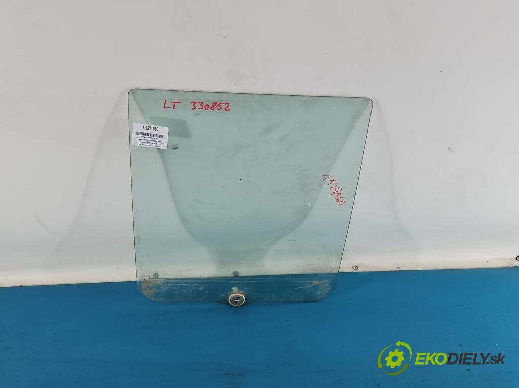 Jeep Cherokee XJ 1984-2001 122 HP manual 90 kW 2465 cm3 5- sklo dvere zadné ľavé 