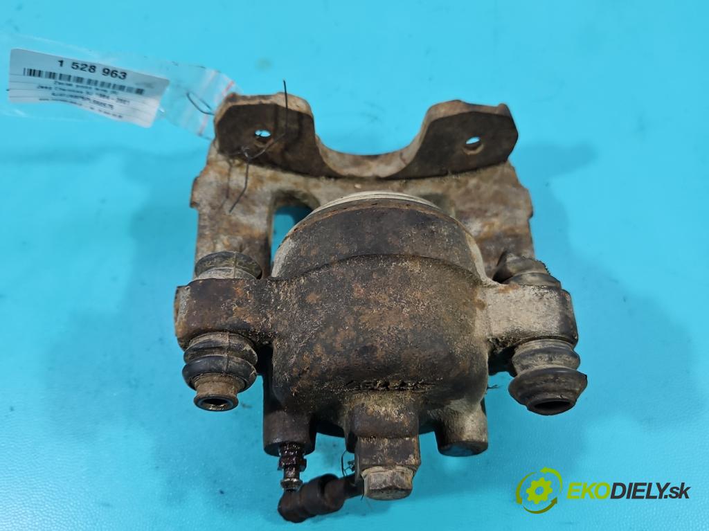 Jeep Cherokee XJ 1984-2001 122 HP manual 90 kW 2465 cm3 5- brzdič predné ľavý  (Kľučka dverí ostatné)