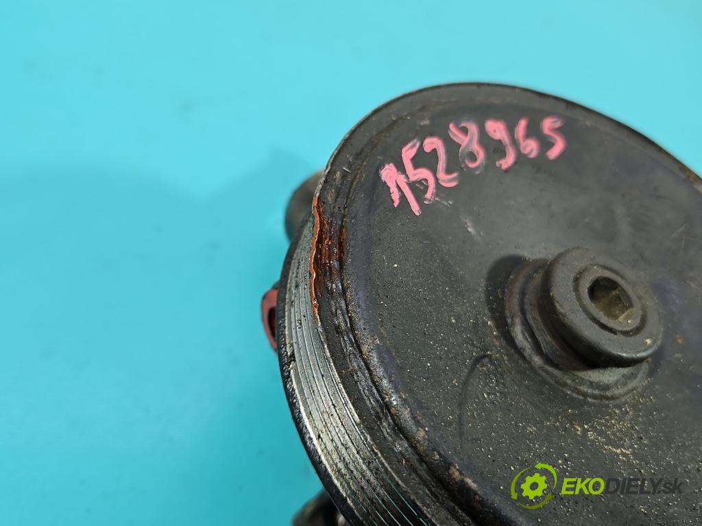 Jeep Cherokee XJ 1984-2001 122 HP manual 90 kW 2465 cm3 5- čerpadlo posilovač  (Servočerpadlo)