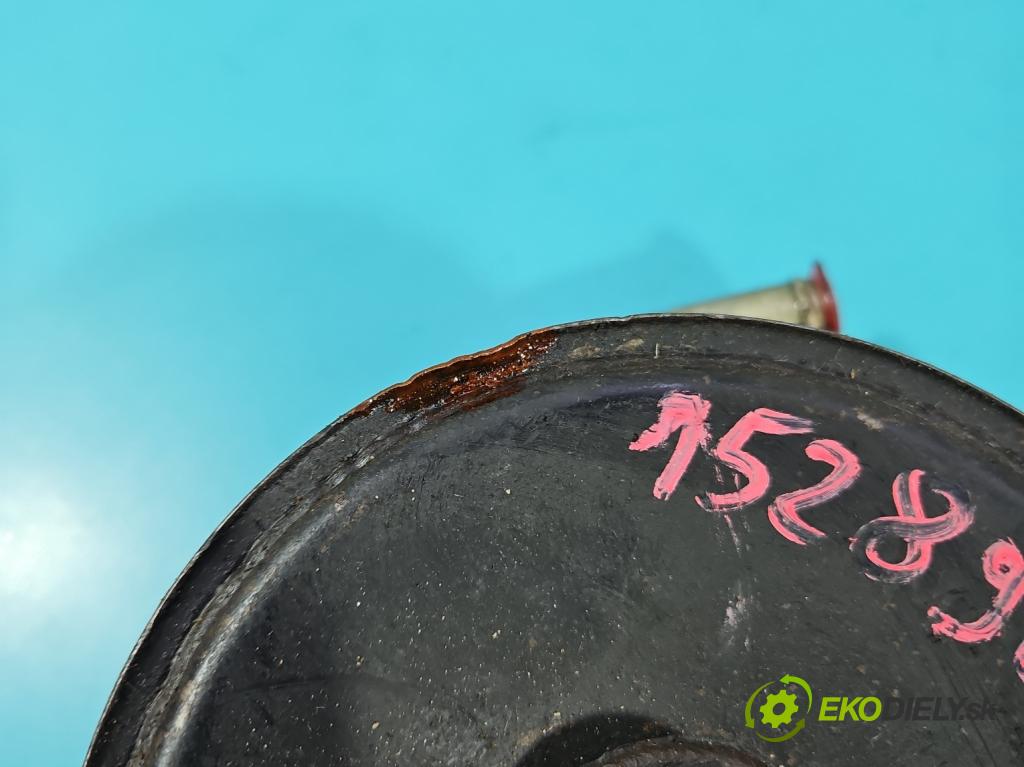 Jeep Cherokee XJ 1984-2001 122 HP manual 90 kW 2465 cm3 5- čerpadlo posilovač  (Servočerpadlo)