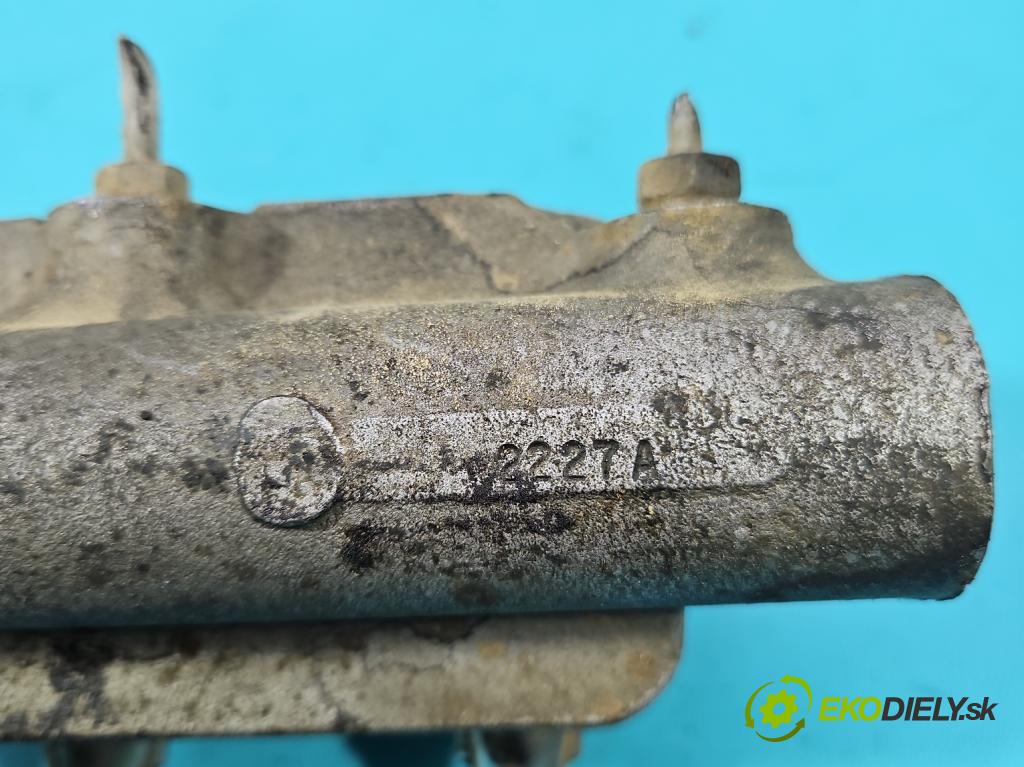 Jeep Cherokee XJ 1984-2001 122 HP manual 90 kW 2465 cm3 5- čerpadlo brzda: 2829331 (Posilňovač bŕzd)