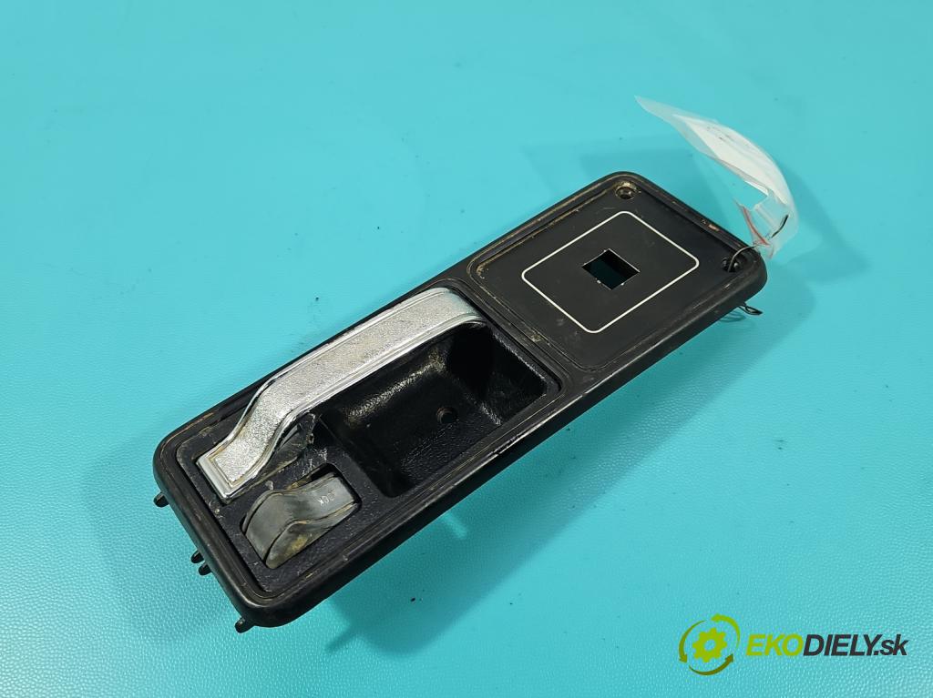 Jeep Cherokee XJ 1984-2001 122 hp manual 90 kW 2465 cm3 5- klika uvnitř: zadní pravé 8955002154 (Klika dveří ostatní)