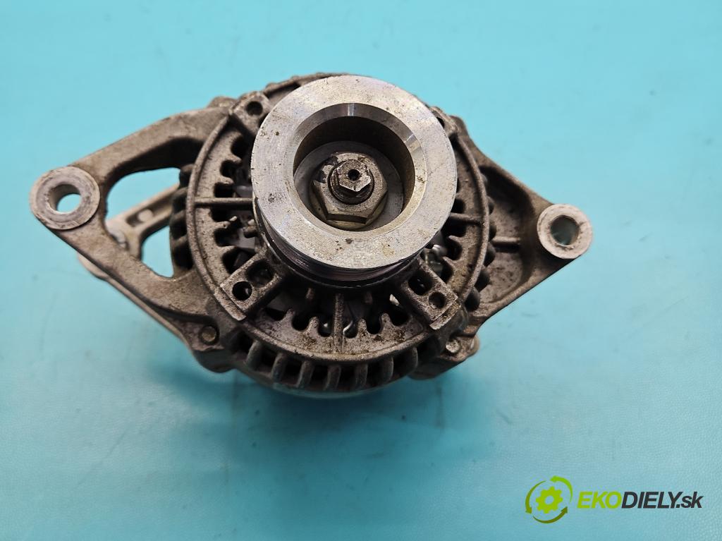 Jeep Cherokee XJ 1984-2001 122 HP manual 90 kW 2465 cm3 5- Alternator  (Alternátor)