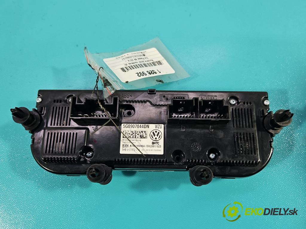 Vw Passat B8 2014 - 1.4 tsi 125 HP manual 92 kW 1395 cm3 4- panel kúrenia 5G0907044DN