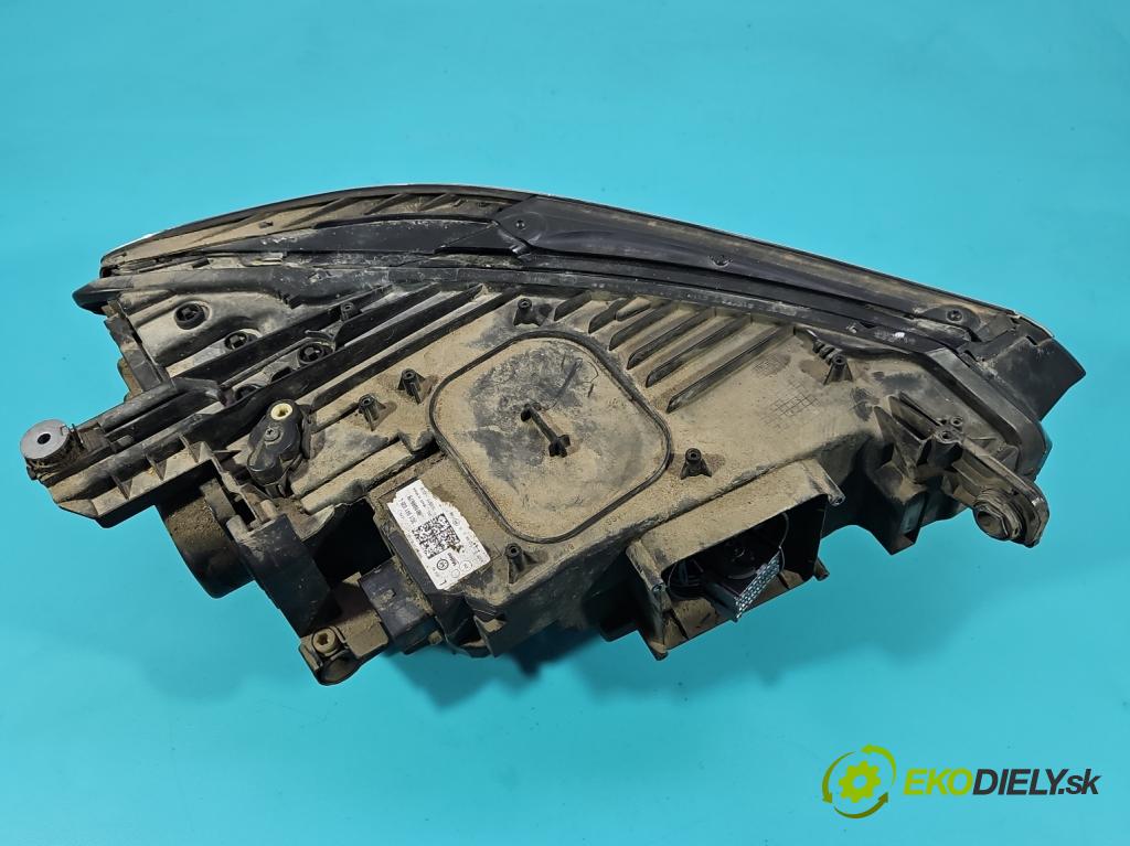 Vw Passat B8 2014 - 1.4 tsi 125 hp manual 92 kW 1395 cm3 4- světlo levý 3G1941035L (Klika dveří ostatní)