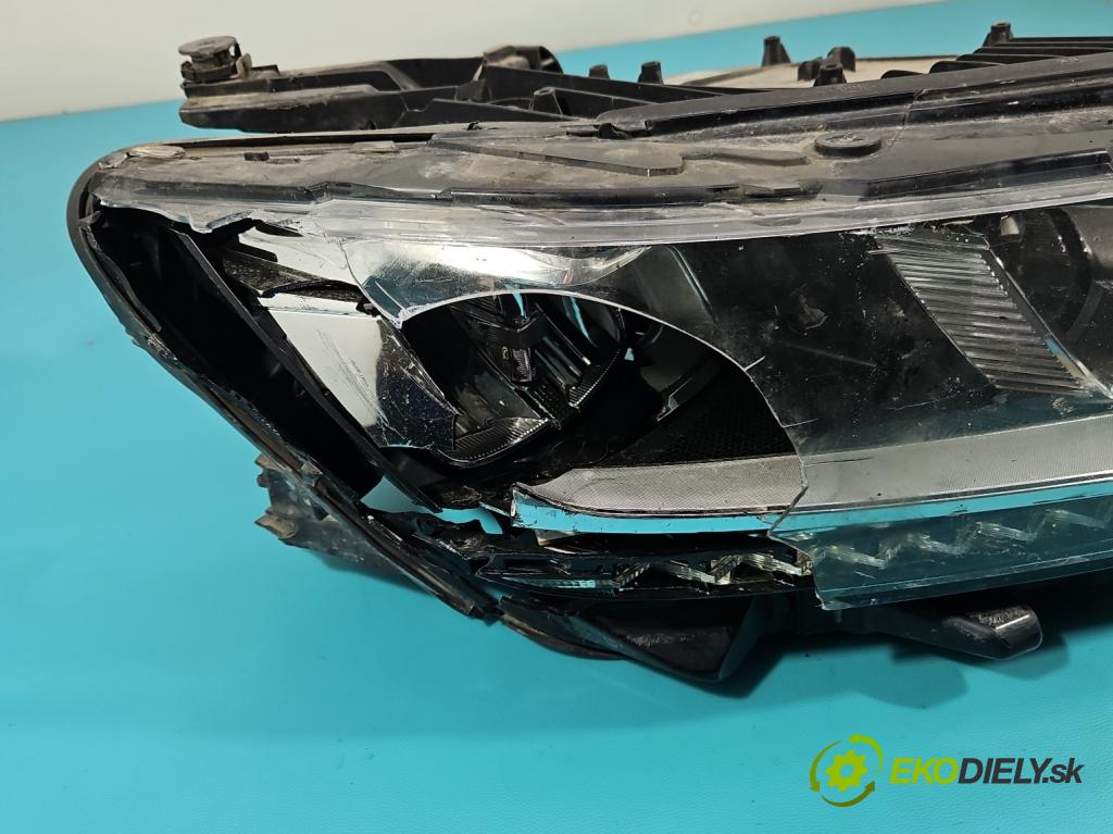 Vw Passat B8 2014 - 1.4 tsi 125 hp manual 92 kW 1395 cm3 4- světlo pravý 3G1941036L (Pravé přední světlo)