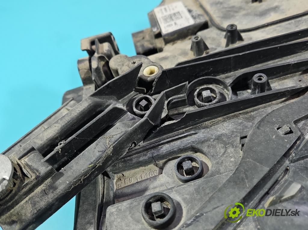 Vw Passat B8 2014 - 1.4 tsi 125 hp manual 92 kW 1395 cm3 4- světlo pravý 3G1941036L (Pravé přední světlo)