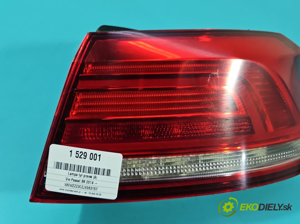 Vw Passat B8 2014 - 1.4 tsi 125 HP manual 92 kW 1395 cm3 4- svetlo / reflektor zadné pravé  (Kľučka dverí ostatné)