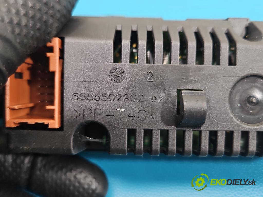 Citroen C3 II 2009-2016 1.2 Pure Tech: 82 HP manual 60 kW 1199 cm3 5- Zobrazit: 98073542XT-80 (Prístrojová doska)