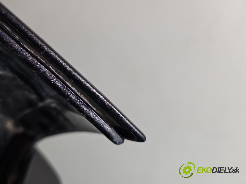 Fiat Freemont 2.0 JTD 170 hp automatic 125 kW 1956 cm3 5- zadní kufrové dveře  (Zadní kapota (kufr))