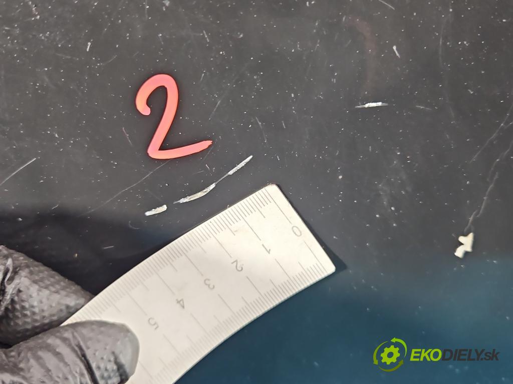 Jeep Cherokee XJ 1984-2001 122 hp manual 90 kW 2465 cm3 5- zadní kufrové dveře  (Zadní kapota (kufr))