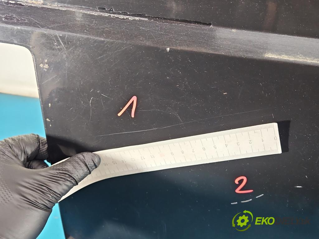 Jeep Cherokee XJ 1984-2001 122 hp manual 90 kW 2465 cm3 5- zadní kufrové dveře  (Zadní kapota (kufr))