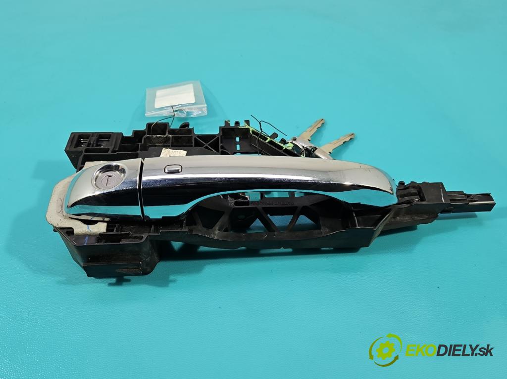 Fiat Freemont 2.0 JTD 170 HP automatic 125 kW 1956 cm3 5- rukoväť predné ľavé mimo: 4582-1000 (Kľučka dverí vonkajšia predná ľavá)