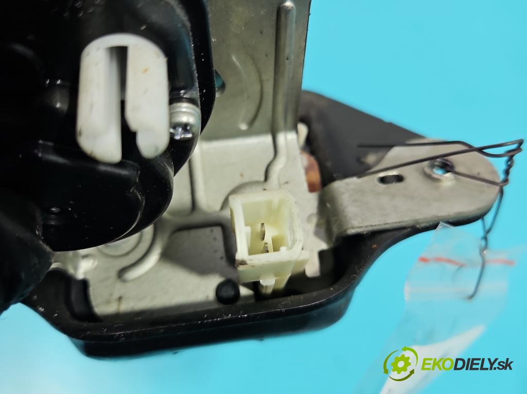 Fiat Freemont 2.0 JTD 170 HP automatic 125 kW 1956 cm3 5- zámok kufrové dvere zadné