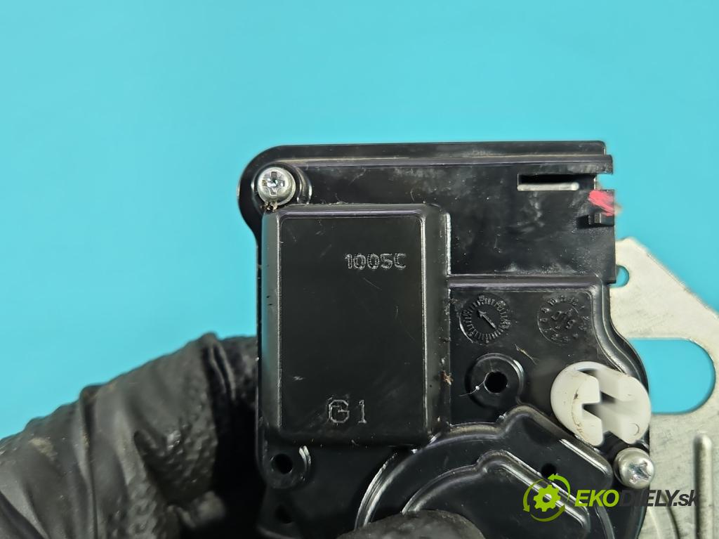 Fiat Freemont 2.0 JTD 170 HP automatic 125 kW 1956 cm3 5- zámok kufrové dvere zadné