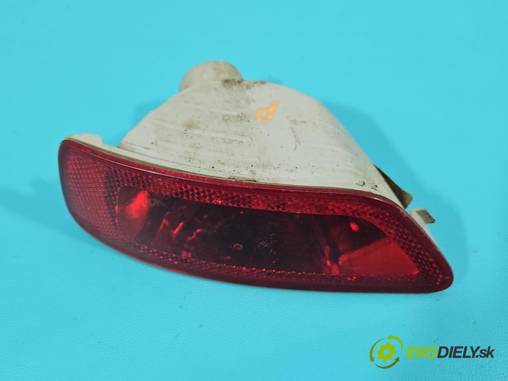Fiat Freemont 2.0 JTD 170 HP automatic 125 kW 1956 cm3 5- svetlo / reflektor zadné pravé nárazník