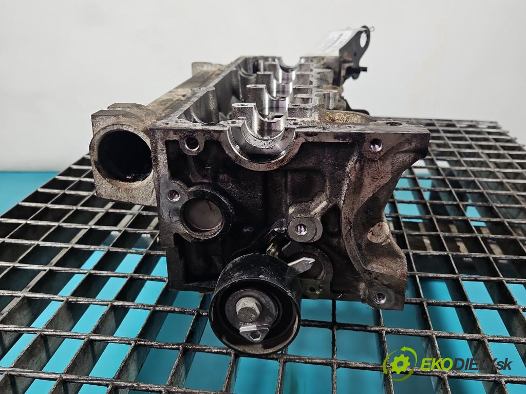 Renault Clio III 2005-2012 1.5 dci 68 HP manual 50 kW 1461 cm3 5- Hlava: motora K9K768