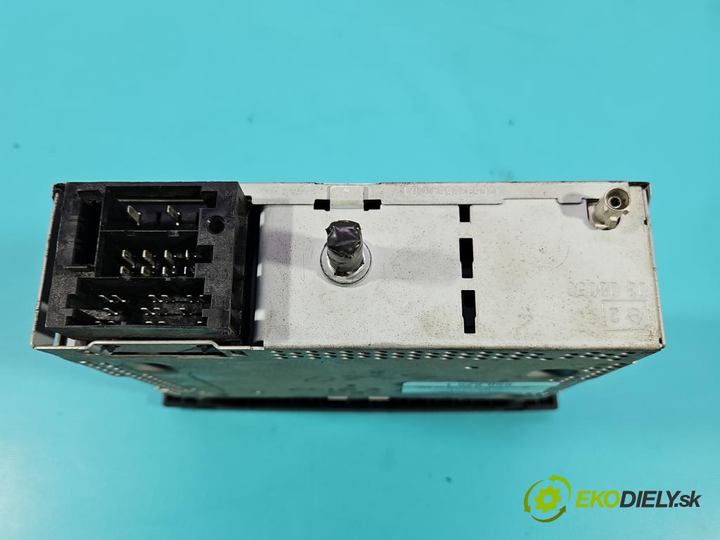 Renault Clio III 2005-2012 1.5 dci 68 HP manual 50 kW 1461 cm3 5- Radio originál 281150038R