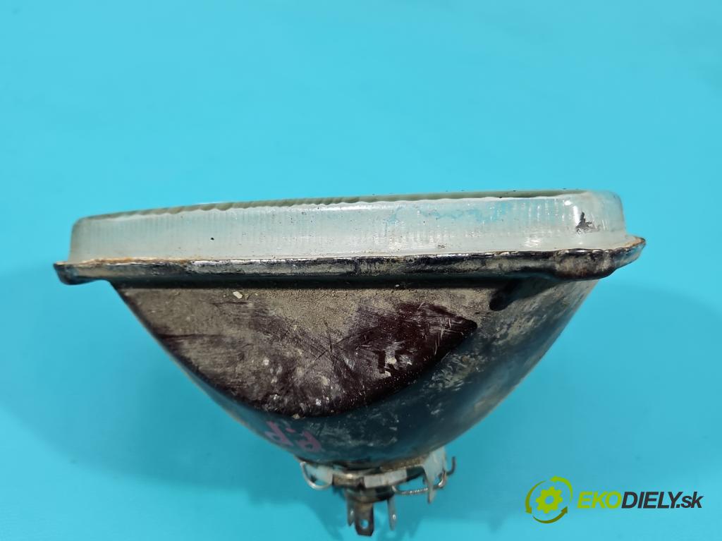 Jeep Cherokee XJ 1984-2001 122 hp manual 90 kW 2465 cm3 5- světlo pravý  (Pravé přední světlo)