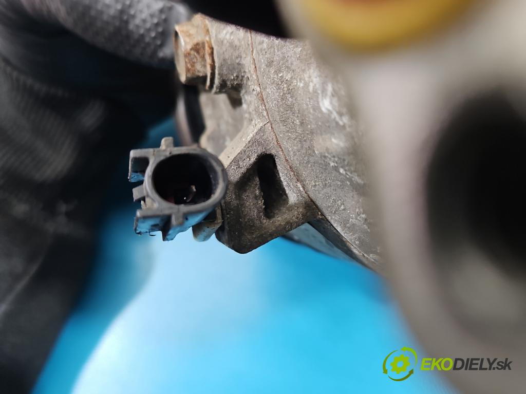 Volvo S60 II 2010-2018 2.0 D4 181KM automatic 133 kW 1969 cm3 4- Kompresor: klimatizácie 31332528 (Kompresor klimatizácie)