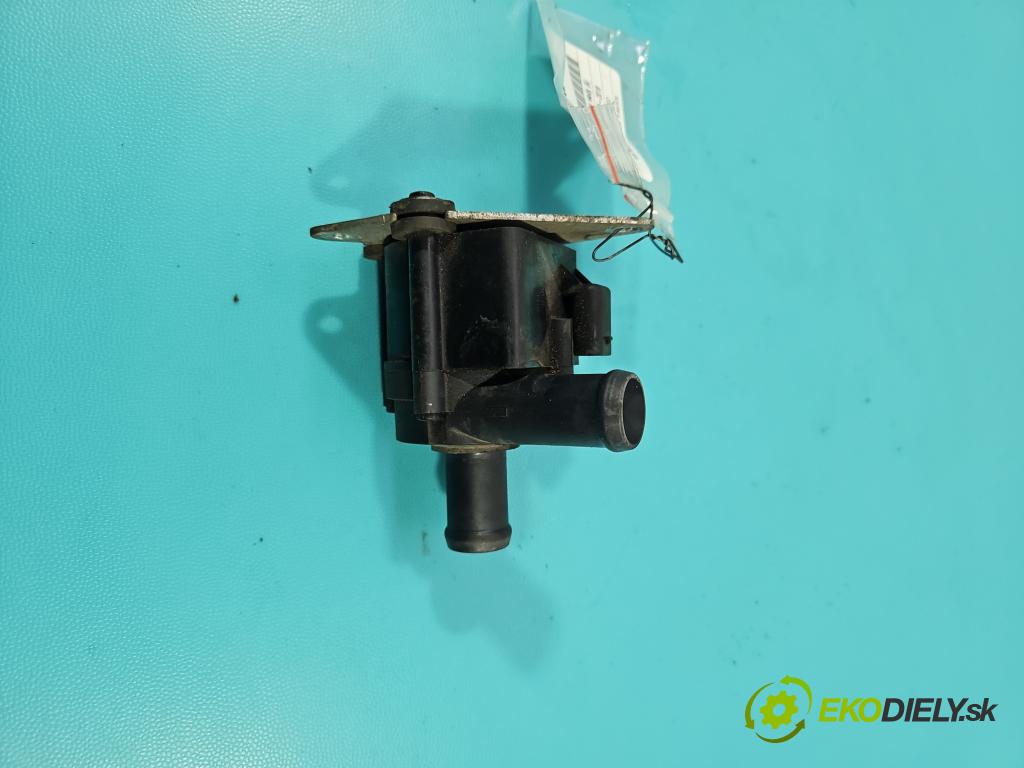 Volvo S60 II 2010-2018 2.0 D4 181KM automatic 133 kW 1969 cm3 4- čerpadlo oběh: vody 31338211