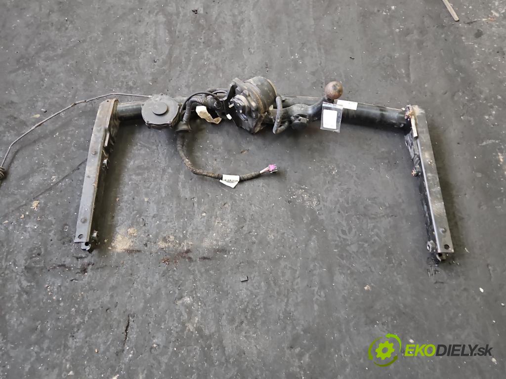 Audi A6 C7 2011-2018 3.0 TDI 204 hp automatic 150 kW 2967 cm3 5- oko tažné 4G0800491S (Tažné zařízení)