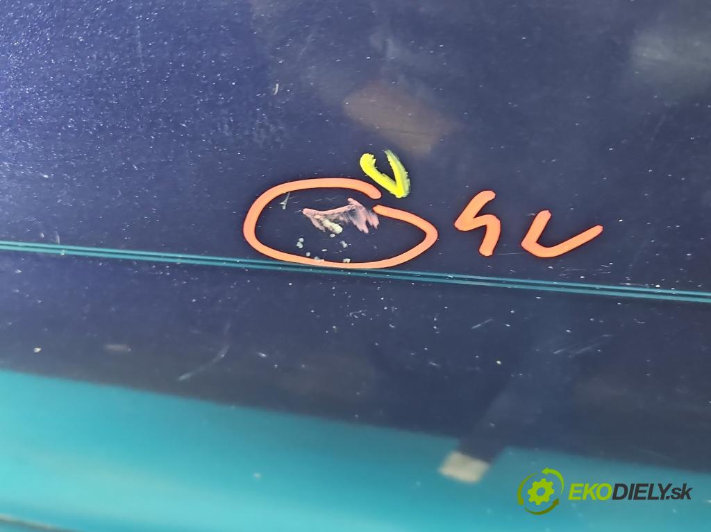 Renault Scenic I 1996-2003 1.6 16V 107 HP manual 79 kW 1598 cm3 5- dvere predné ľavé  (Kľučka dverí ostatné)