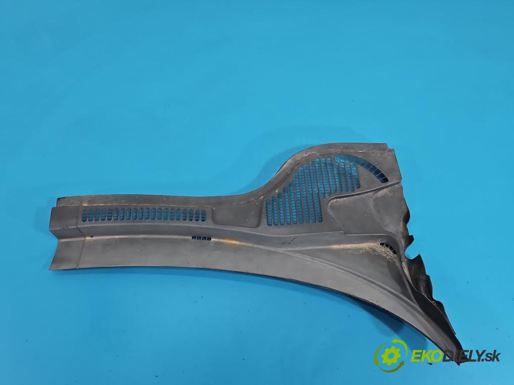 Skoda Superb II 2008-2015 2.0 TDI 170 hp automatic 125 kW 1968 cm3 5- torpédo 3T0819416A (Plast pod čelním sklem)