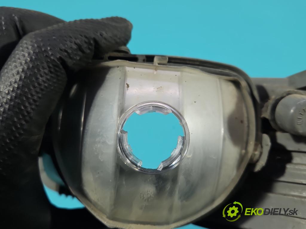 Skoda Superb II 2008-2015 2.0 TDI 170 HP automatic 125 kW 1968 cm3 5- Halogen pravý 3T0941700 (Kľučka dverí ostatné)