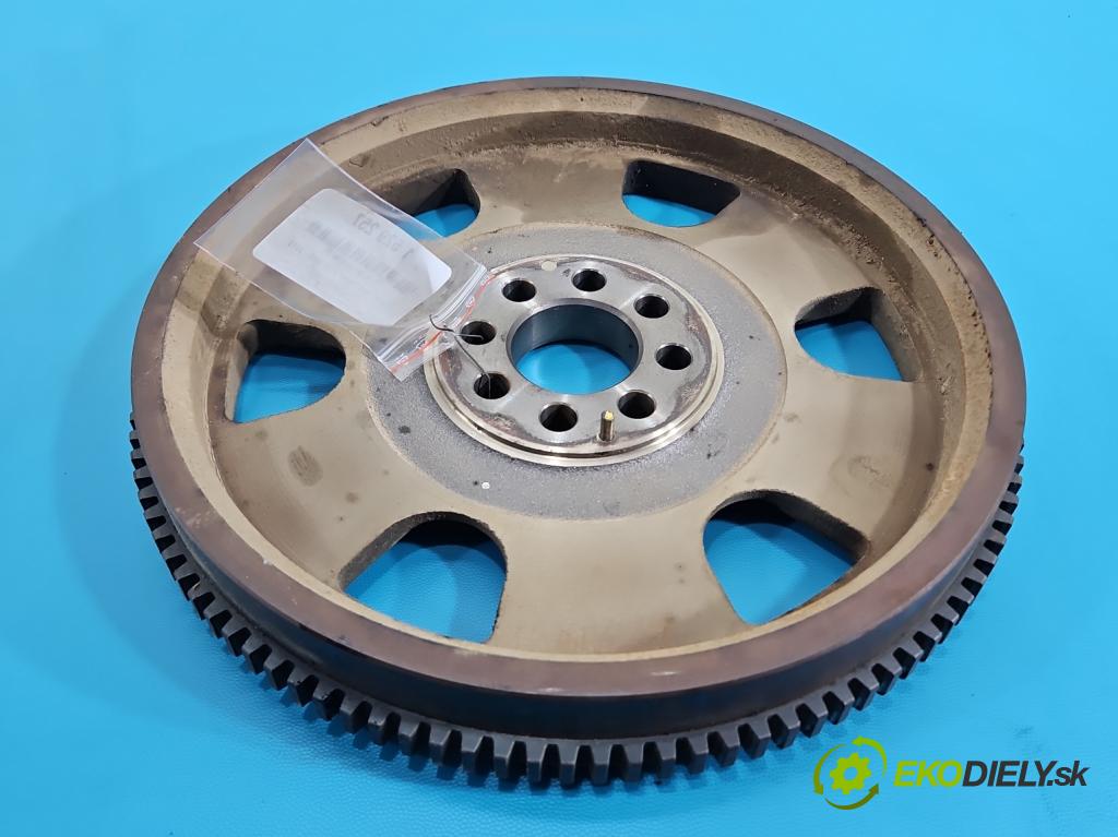 Toyota Land Cruiser J120 2002-2010 3.0 D4D 166 HP automatic 122 kW 2982 cm3 5- koleso hojdačka:  (Zotrvačník)