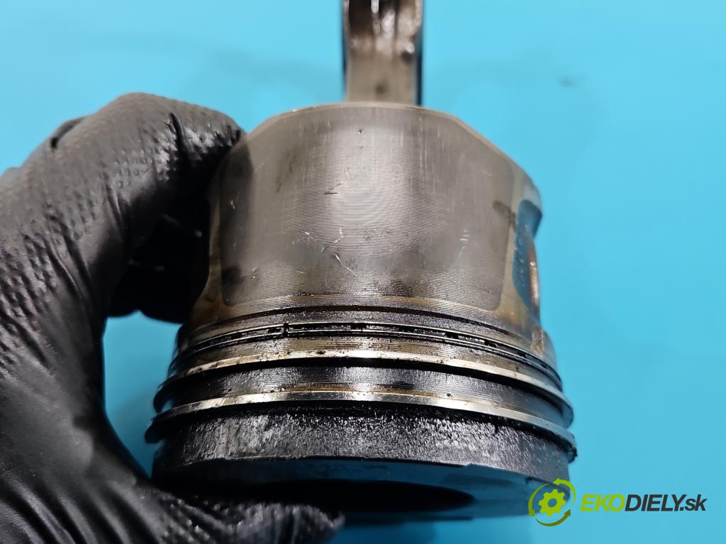 Toyota Land Cruiser J120 2002-2010 3.0 D4D 166 HP automatic 122 kW 2982 cm3 5- piest  (Piest)