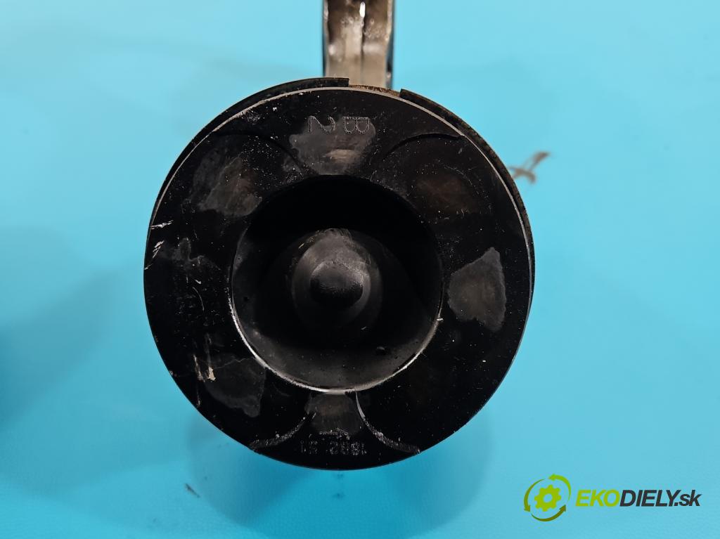 Toyota Land Cruiser J120 2002-2010 3.0 D4D 166 HP automatic 122 kW 2982 cm3 5- piest  (Piest)